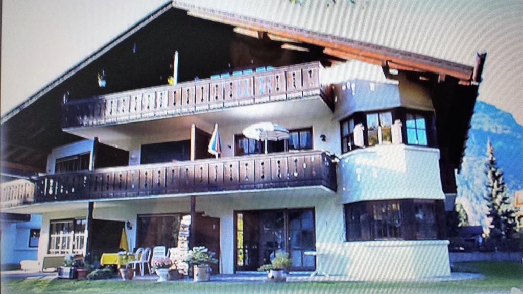 Apartment Xenia Garmisch-Partenkirchen Exterior photo
